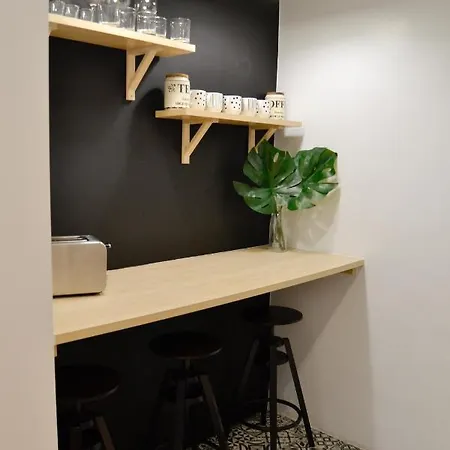 Near The - 3bed - 2bath - Wifi Apartment